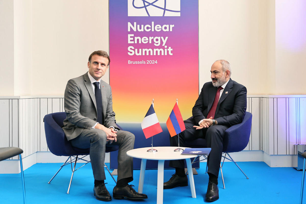 Paşinyan Michel ve Macron ile görüştü